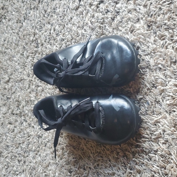 Puma Kids Indoor Soccer Training Shoe - Studded Size 11C - Picture 5 of 5